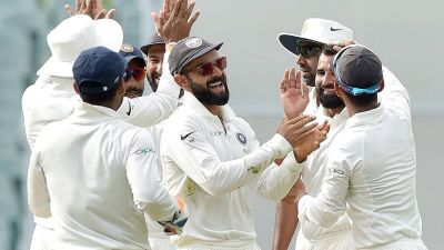 IND VS AUS: Indian team with ball after bat, dominate Kangroos
