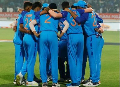 INDIA vs NZ:  Ex-Selector Backs Tripathi's Selection for Ranchi T20I