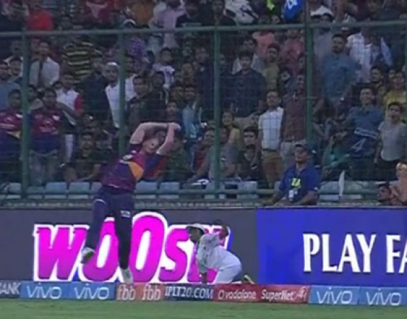 “Catches win the matches”: 5 stunning catch from IPL