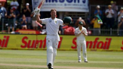 AB de Villers 126 not out innings was the statement: David Saker