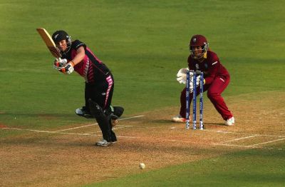 Katey Martin stars in thrilling win for New Zealand against Windies