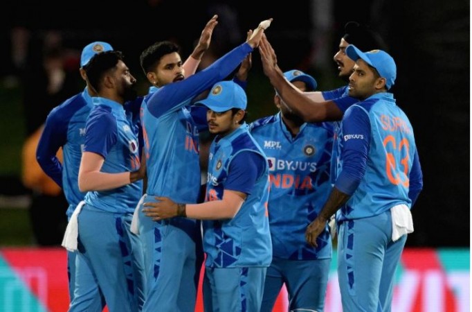 Third T20I: Siraj, Arshdeep help India bowl out NZ for 160
