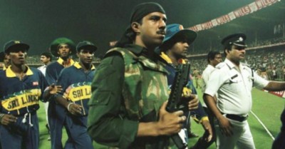 जब भारत-श्रीलंका मैच के दौरान ग्राउंड पर मच गया था बवाल, किस्सा 1996 वर्ल्ड कप के सेमीफाइनल का...