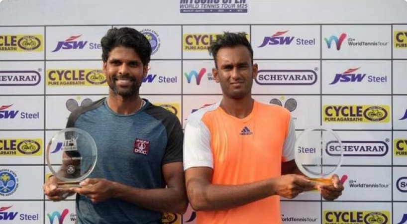 Mukund Sasikumar and Vishnuvardhan won the title of ITF Mysore Open