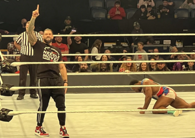 WWE के इतिहास में पहली बार हुआ उलटफेर, Roman Reigns को मिली हार