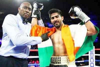 Indian fighter Vijender defeats Commonwealth champion Charles Adamu