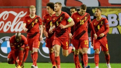 वर्ष के अंत में बेल्जियम फुटबॉल टीम ने फीफा विश्व रैंकिंग में पहले स्थान पर पाई सफलता