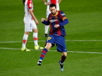 Lionel Messi returned to field after recovering from Covid