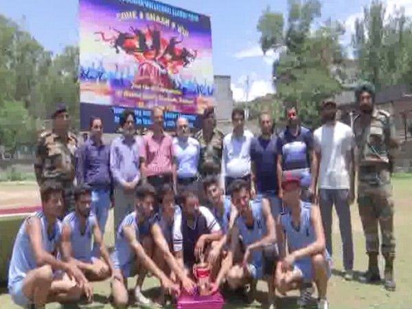 Indian Army conducts volleyball tournament in J-K