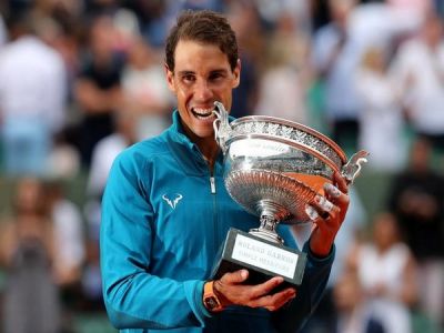 Nadal lifts up record 11th title of French Open 2018