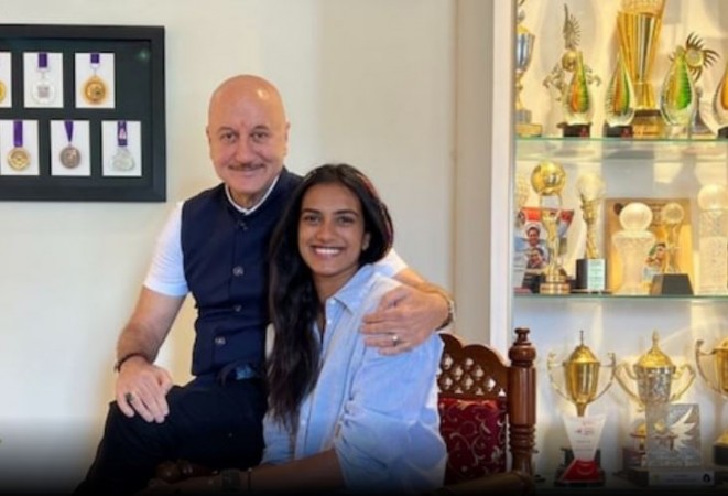 Anupam Kher Gets Bowled over by PV Sindhu's Trophies, Medals on his visit to her house