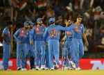 India vs Australia Live : कंगारुओं को लगा पांचवा बड़ा झटका