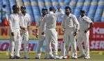 राजकोट टेस्ट : इंग्लैंड लड़खड़ाया, तीसरा विकेट गिरा