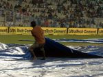 India vs South Africa : मैच के शुरू होने में बारिश ने डाला अड़ंगा