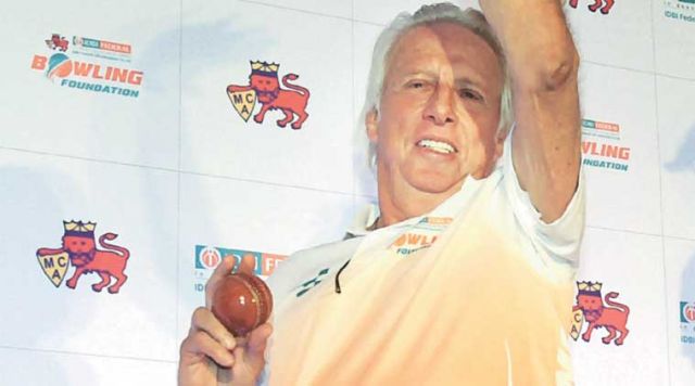 भारतीय गेंदबाजों में कौशल और अनुशासन नहीं है : जैफ थामसन