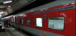 बम की खबर होने पर दिल्ली- डिब्रूगढ राजधानी एक्‍सप्रेस ट्रेन को रोका गया