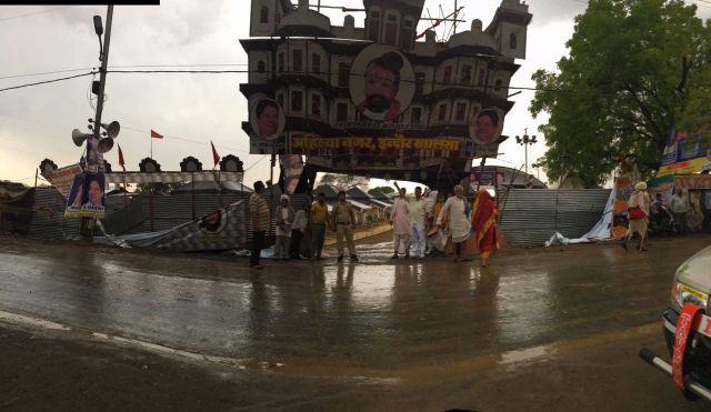 भारी बारिश और तेज आंधी ने बिगाड़ा सिंहस्थ का माहौल, 7 लोगों की मौत