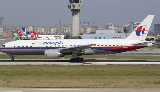 मलेशिया जा रहे विमान की चेन्नई में आपात लैंडिंग