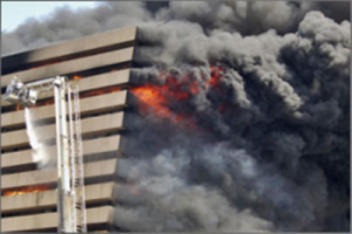 RBI की बिल्डिंग में आग, दमकलें रवाना