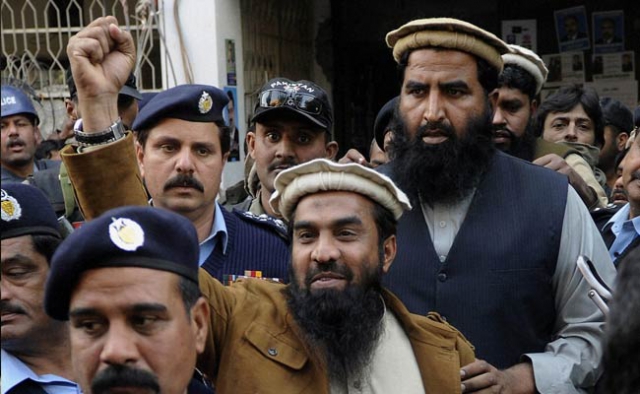 पाकिस्तानी अदालत ने दी लखवी को राहत