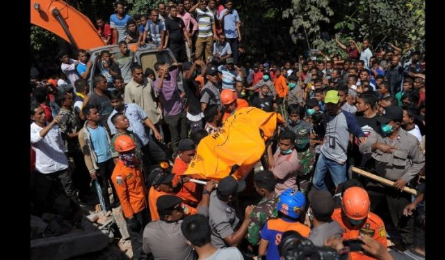 इंडोनेशिया में भूकंप ने ले ली 97 लोगों की जान