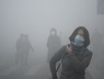 बीजिंग में फिर छाया धुंध, बढ़ा प्रदूषण का खतरा