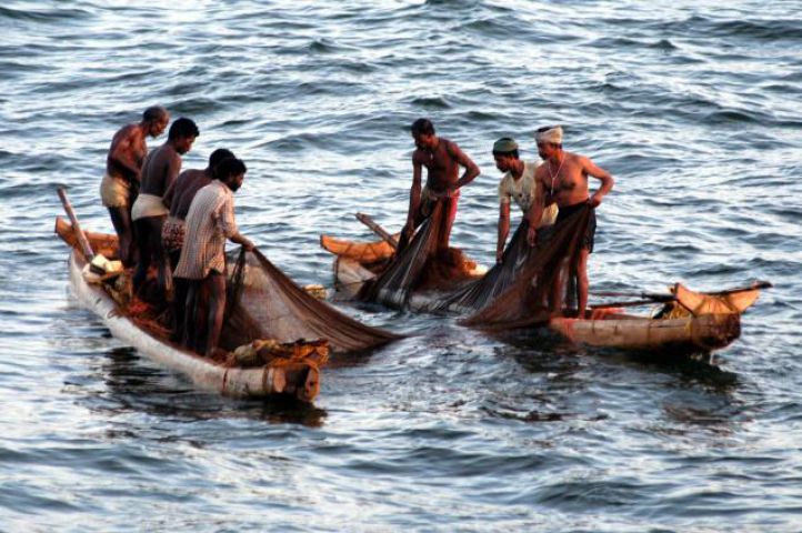 पाकिस्तान ने 88 भारतीय मछुआरों को लिया हिरासत में