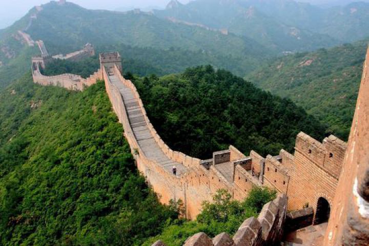 चीन की दीवार पर नष्ट होने का खतरा मंडरा रहा है