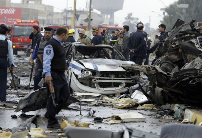 बम धमाकों से दहला ईराक, 59 की मौत