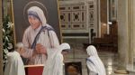 वेटिकन सिटी में आज दी जाएगी मदर टेरेसा को संत की उपाधि, राष्ट्रपति प्रणब मुखर्जी ने कहा-' हर भारतीय गौरवान्वित होगा.'