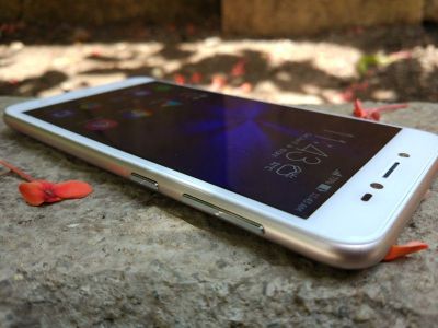 बेहद सस्ता हुआ 'ZenFone LIve' स्मार्टफोन