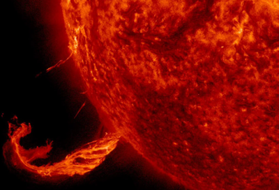 Solar Fury Unleashed: Sun's Power Explodes in a Spectacular X-Class Solar Flare