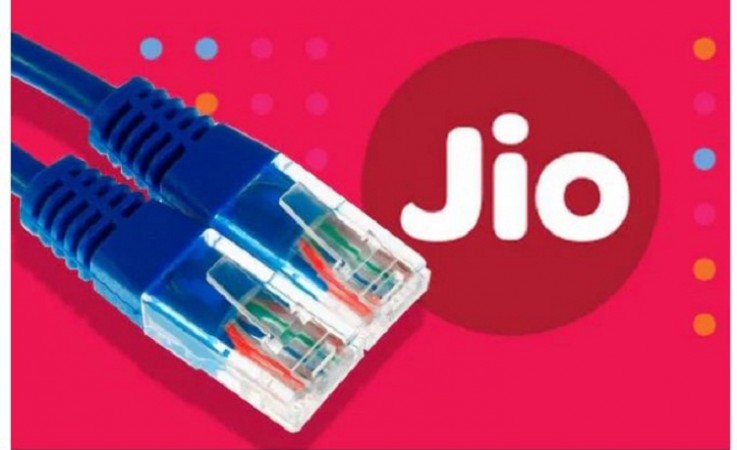 Do this before the new price of Jio comes into effect and save Rs 480