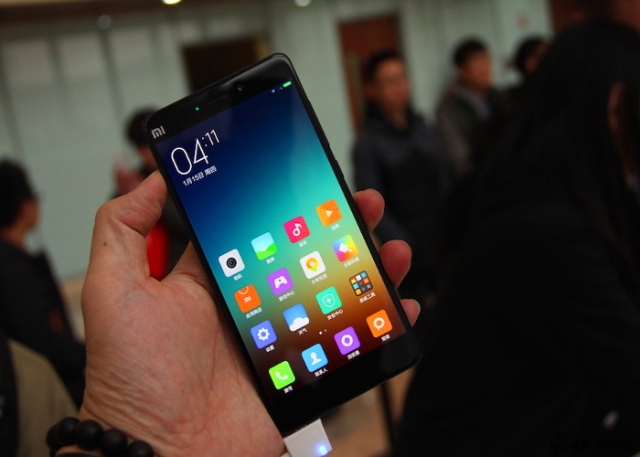 चीन के एप्पल ने उतारा ब्लैक ब्यूटी Mi Note फोन