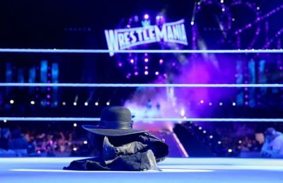 WWE लीजेंड  'The Undertaker' ने WrestleMania 33 हारने के बाद लिया सन्यास