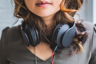 Does listening to music have an impact on the environment?