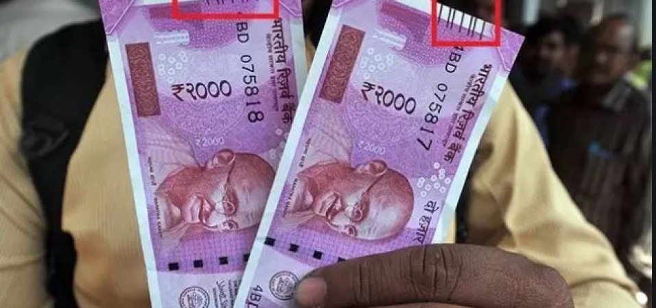 Know how you can identify real-fake notes