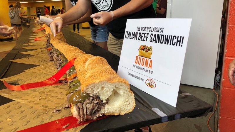 जानवर के मांस से बनाया गया सबसे बड़ा सैंडविच