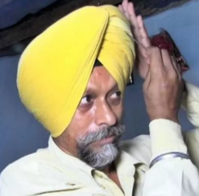 Sardara Amarjeet Singh made masks for the poor by cutting his turban