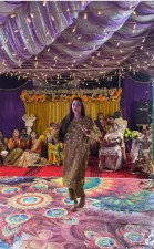 लता मंगेशकर के गाने पर झूमकर नाची पाकिस्तानी लड़की, डांस वीडियो वायरल