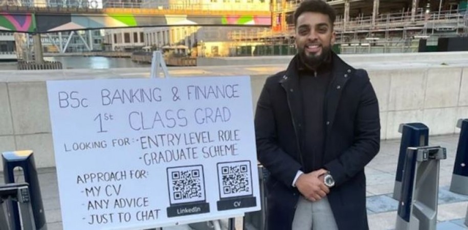 Man adopts a unique way to find job,