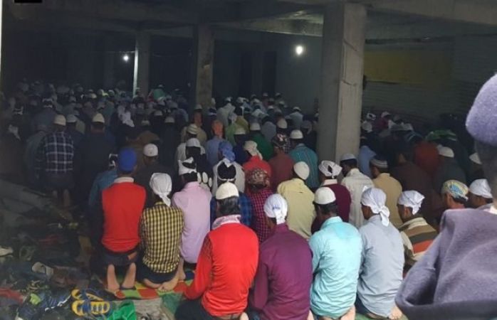 ऐसा है हमारा भारत: ईद के मौके पर मुस्लिमो ने गुरूद्वारे में अदा की नमाज़