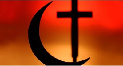 ब्रिटेन में पहली बार 50% से भी कम रह गए ईसाई, मुस्लिमों की तादाद में जबरदस्त इजाफा