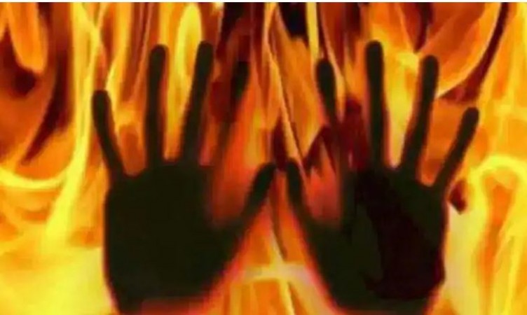 पाकिस्तान में मजदूरों ने श्रीलंकाई नागरिक को बीच सड़क पर जला डाला, दहला देगा ये Video