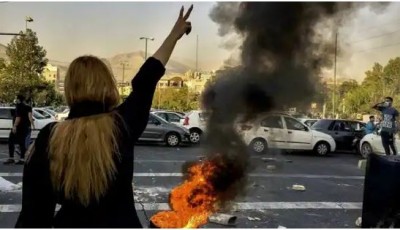 'तुमने अल्लाह के खिलाफ युद्ध छेड़ा..', ईरान में 3 और हिजाब विरोधी प्रदर्शनकारियों को सज़ा-ए-मौत