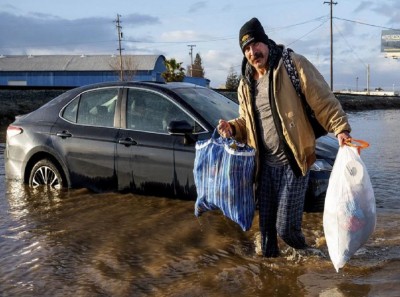 कैलिफोर्निया में बाढ़ से मची तबाही... कई लाख लोगों का जनजीवन हुआ प्रभावित