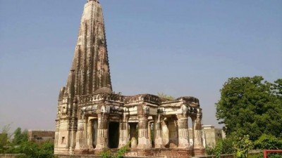 पाकिस्तान कोर्ट का शानदार फैसला, हिंदू मंदिर निर्माण रोकने से जुड़ी याचिका को किया नजरअंदाज