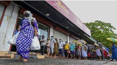 श्रीलंका ने भारत से मंगाए 20 लाख अंडे, खाद्य संकट से जूझ रहा पड़ोसी मुल्क !