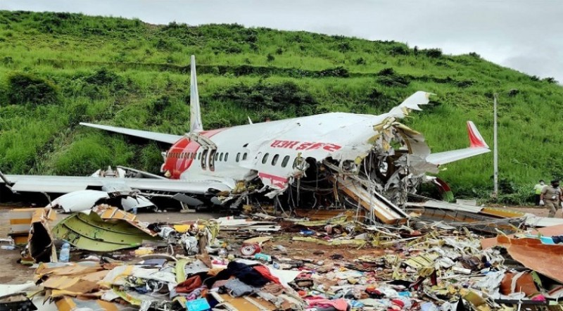 आखिर कैसे क्रैश हो गया था एयर इंडिया का विमान 812, जानिए...?