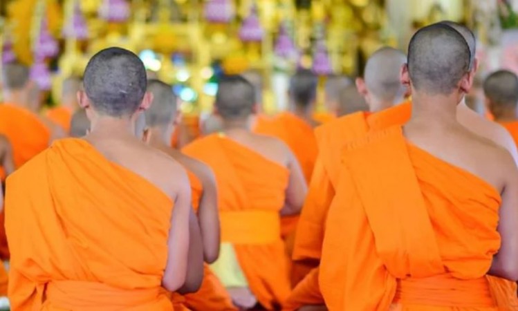 Temple raided in Thailand, priest found drunk